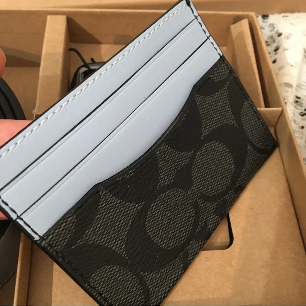Coach Wide Harn Card Case - Picture 6 of 9